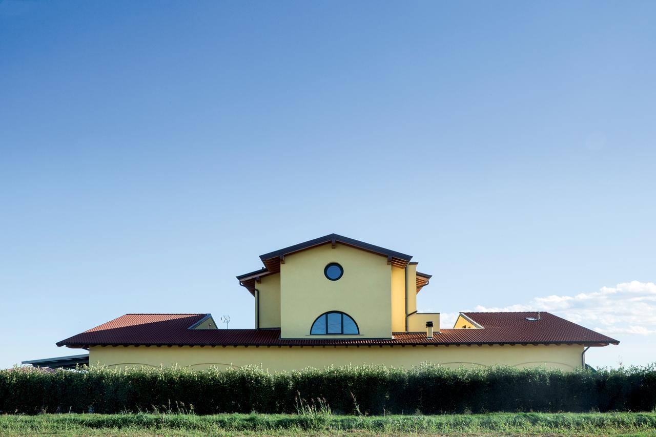 Agriturismo Camisi Qh Villa Cambiago Exterior photo